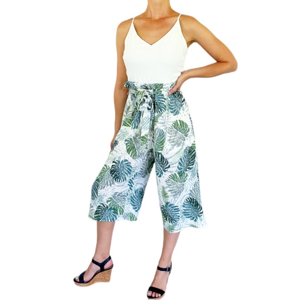 SAGE green white tropical wide leg cropped paper bag jumpsuit size small